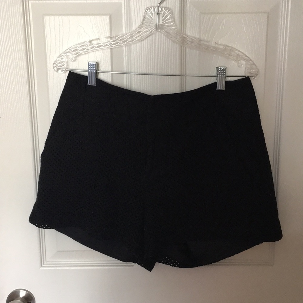 Elle High-Waisted Shorts